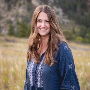 Meet your Posher, Alisha